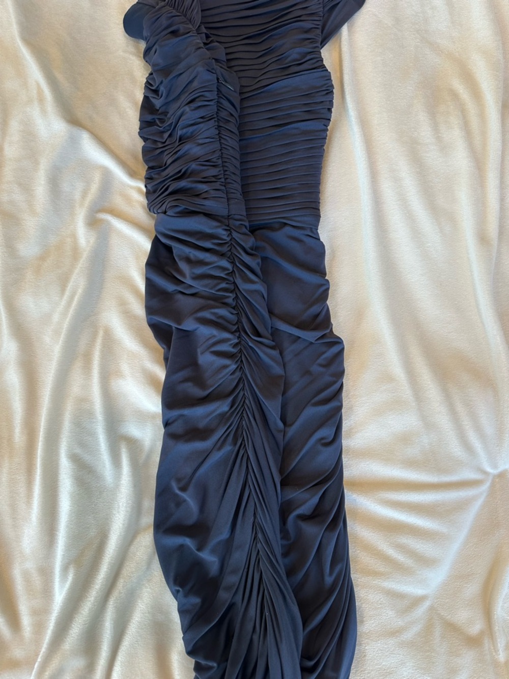 BCBGMaxAzria Navy Ruched Off-Shoulder Bodycon Cocktail Dress - Picture 3 of 4